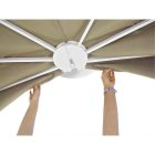 Flacher Aluminium Sonnenschirm mit Gestell 2,5x2,5 m