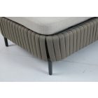 Schönes Tagesbett beige